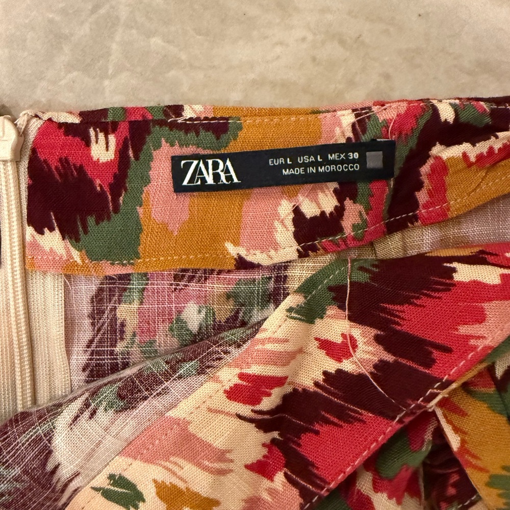 Zara Colorful Abstract Patterned Skirt - Picture 2 of 3